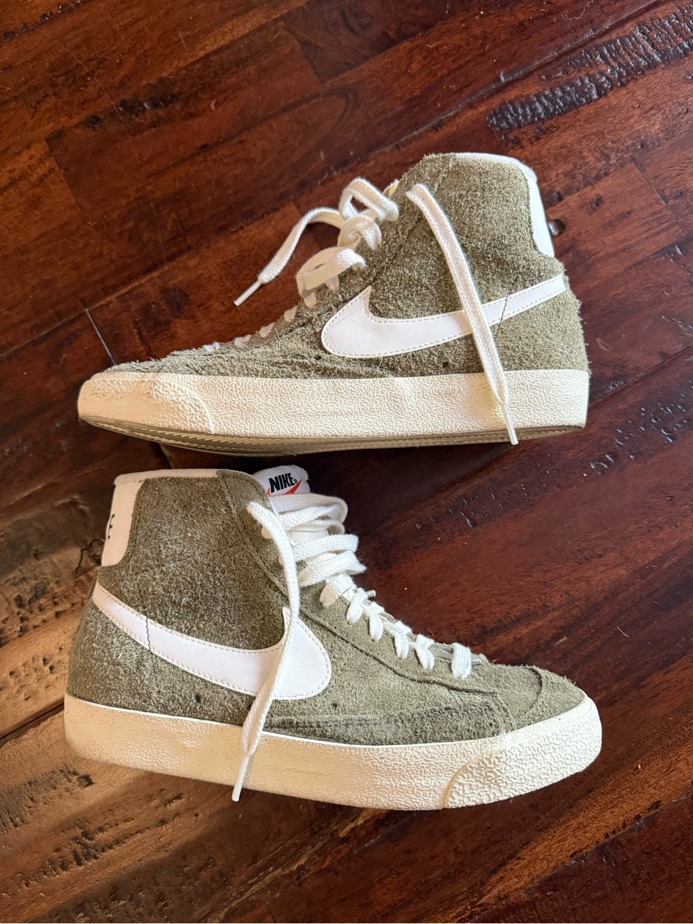 Nike High-Top Sneakers in Olive Green and White